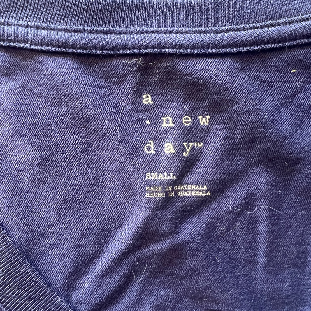 Basic tee - Picture 2 of 2